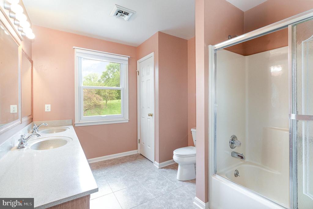 1442 OLD RELIANCE ROAD