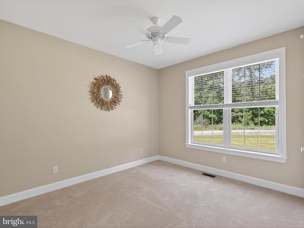 2400 MOCKINGBIRD DRIVE