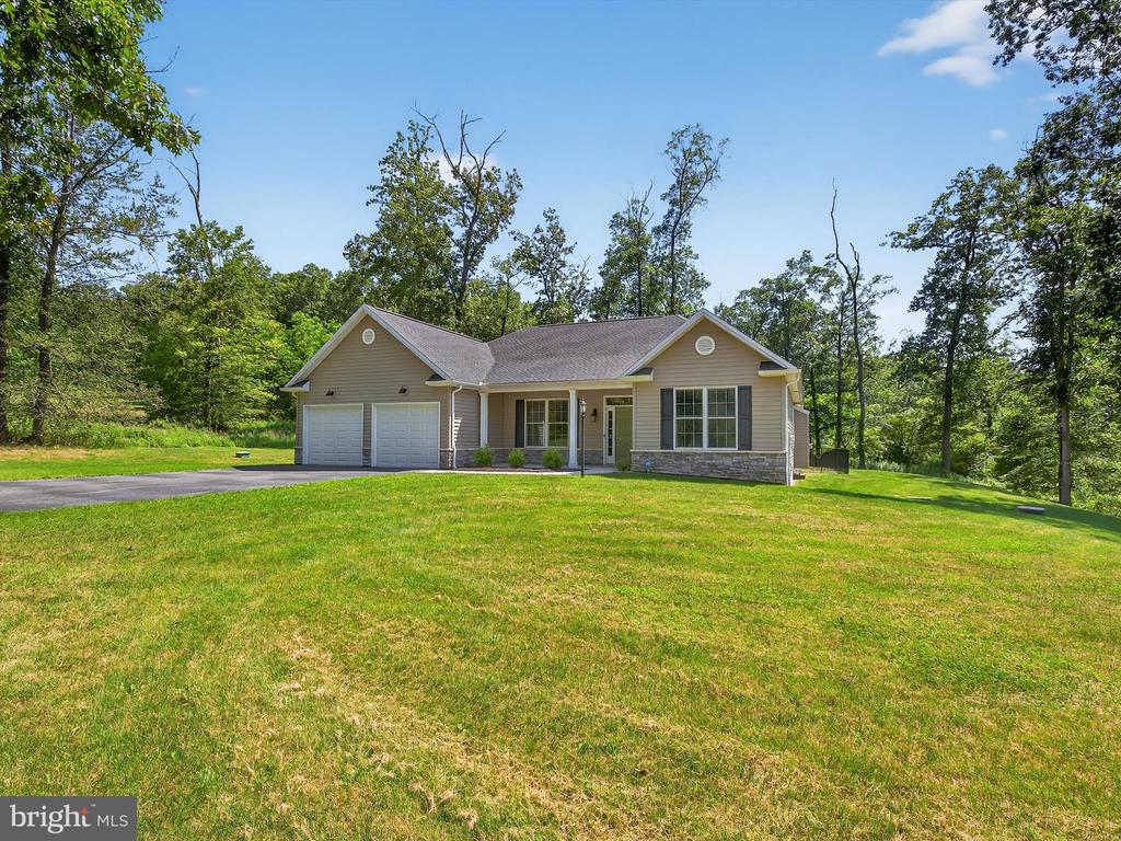2400 MOCKINGBIRD DRIVE