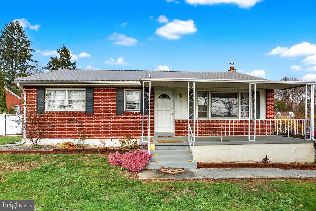2588 SPRING GARDEN DRIVE