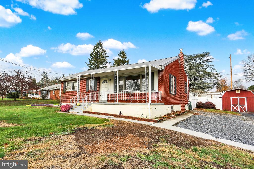 2588 SPRING GARDEN DRIVE