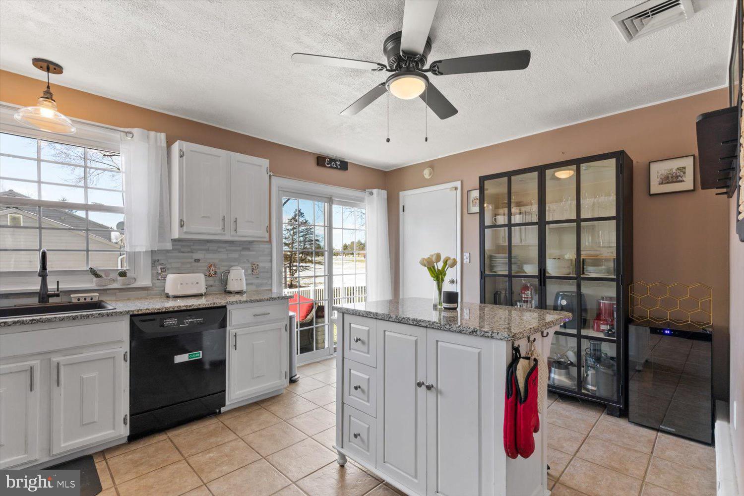2856 PEBBLEBROOK DRIVE