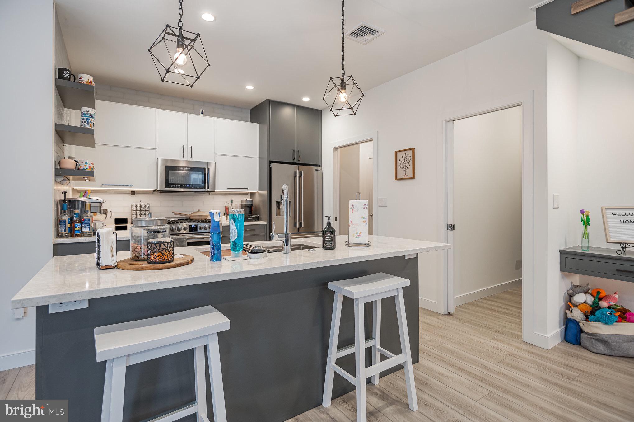 1415 HEATHERWOOD DRIVE
