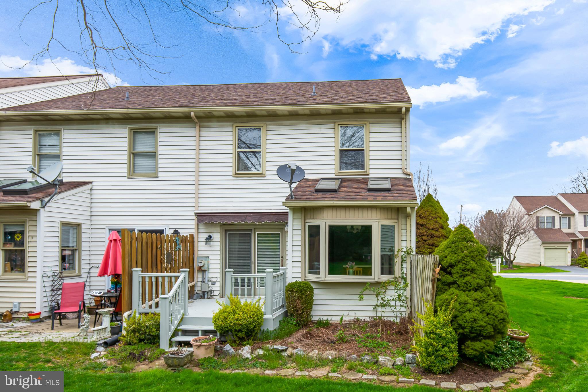 6476 LINCOLN COURT
