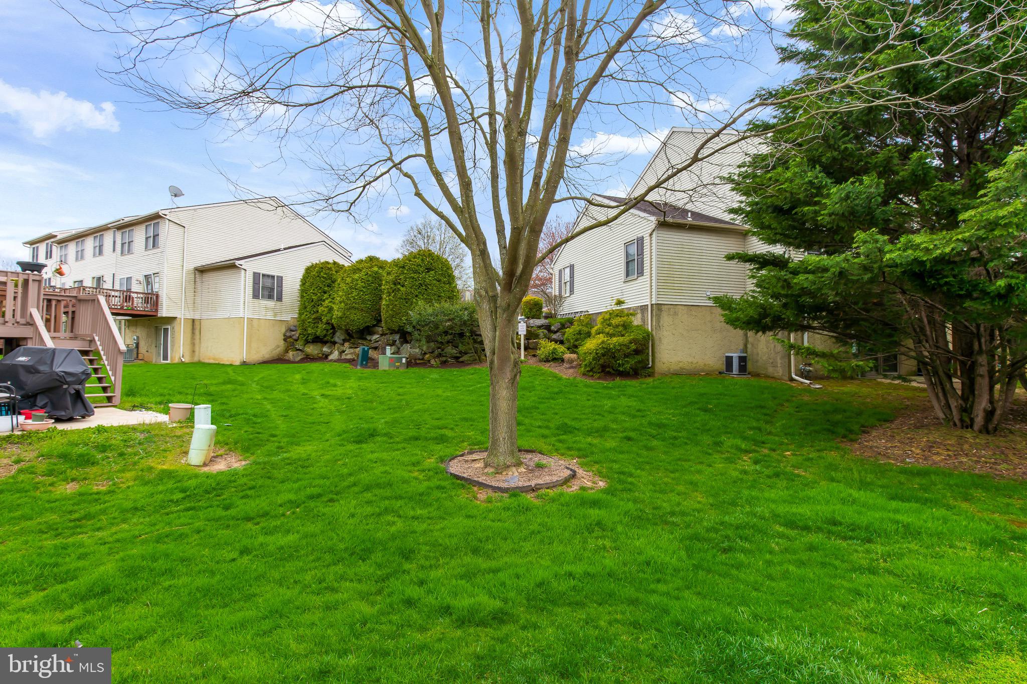 6476 LINCOLN COURT
