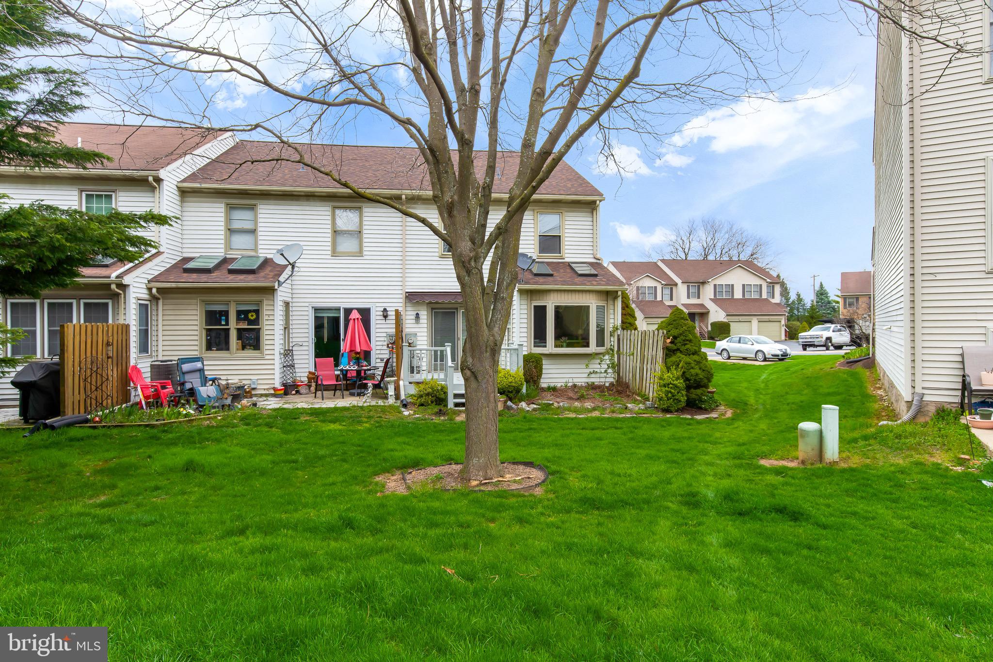 6476 LINCOLN COURT