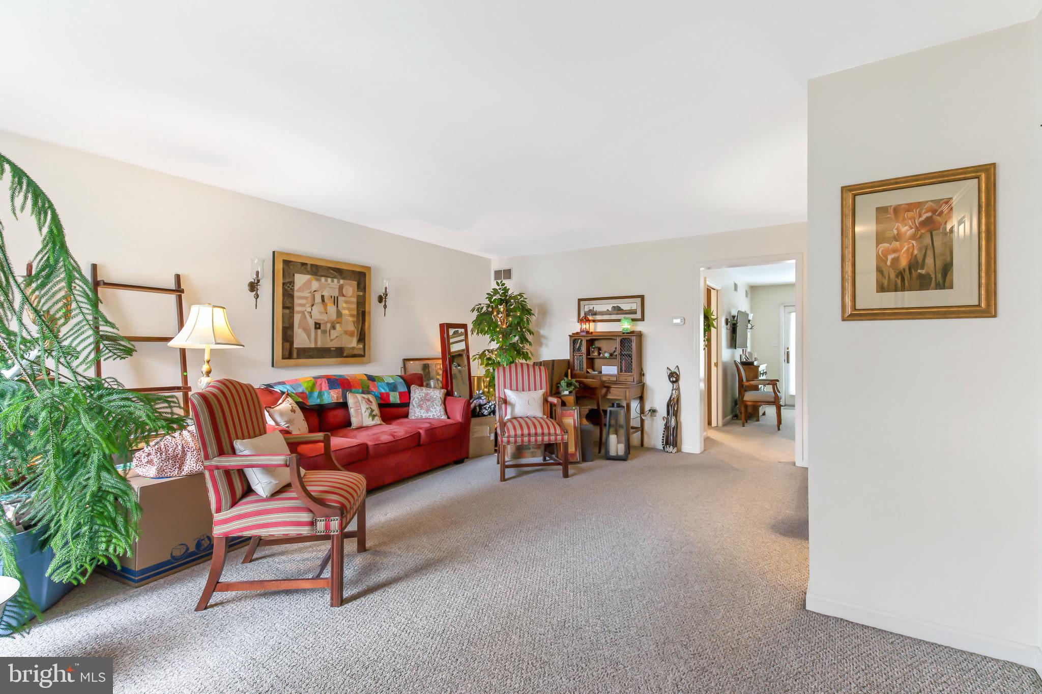 6476 LINCOLN COURT