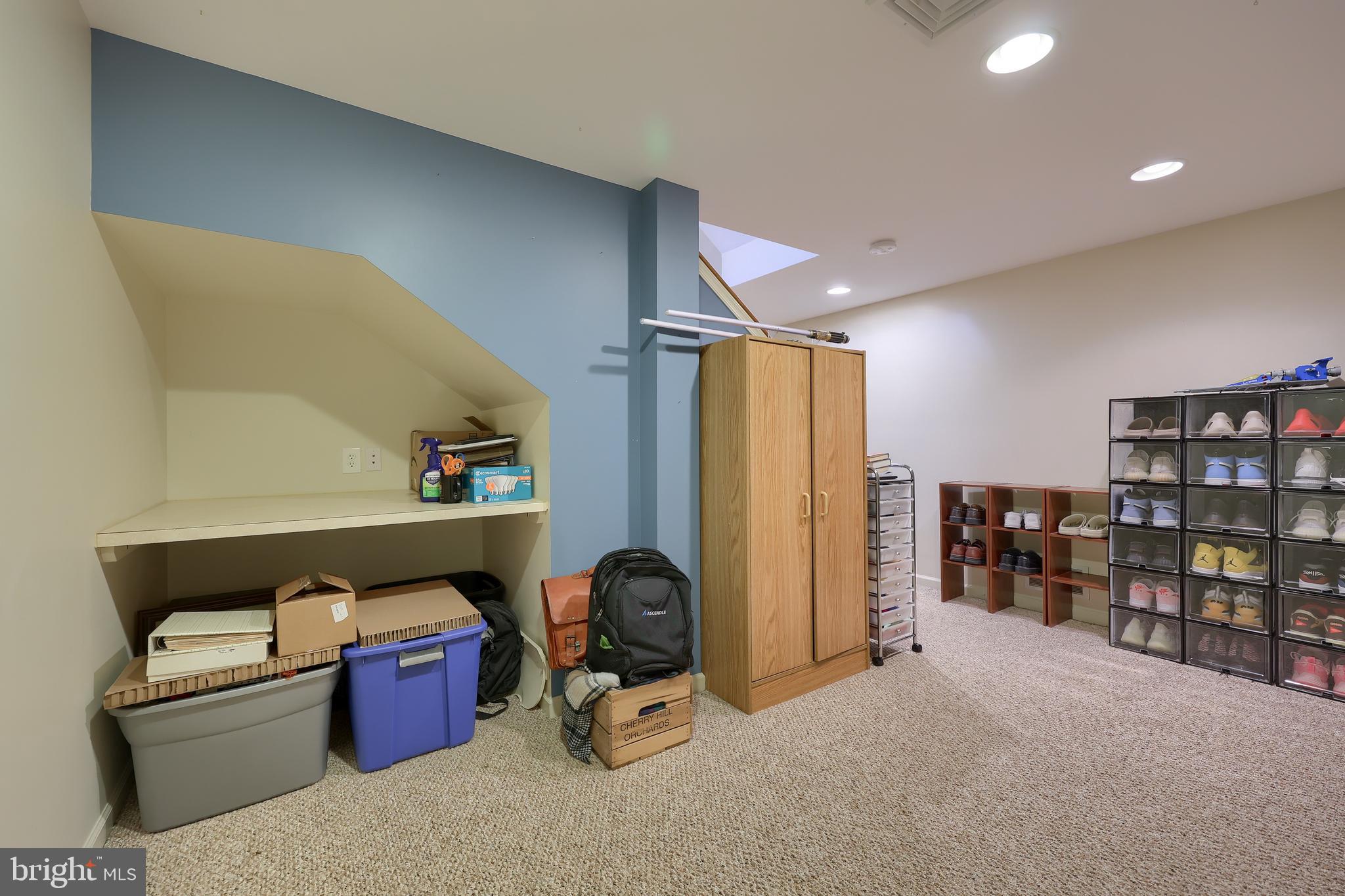 2378 SPRING VALLEY ROAD