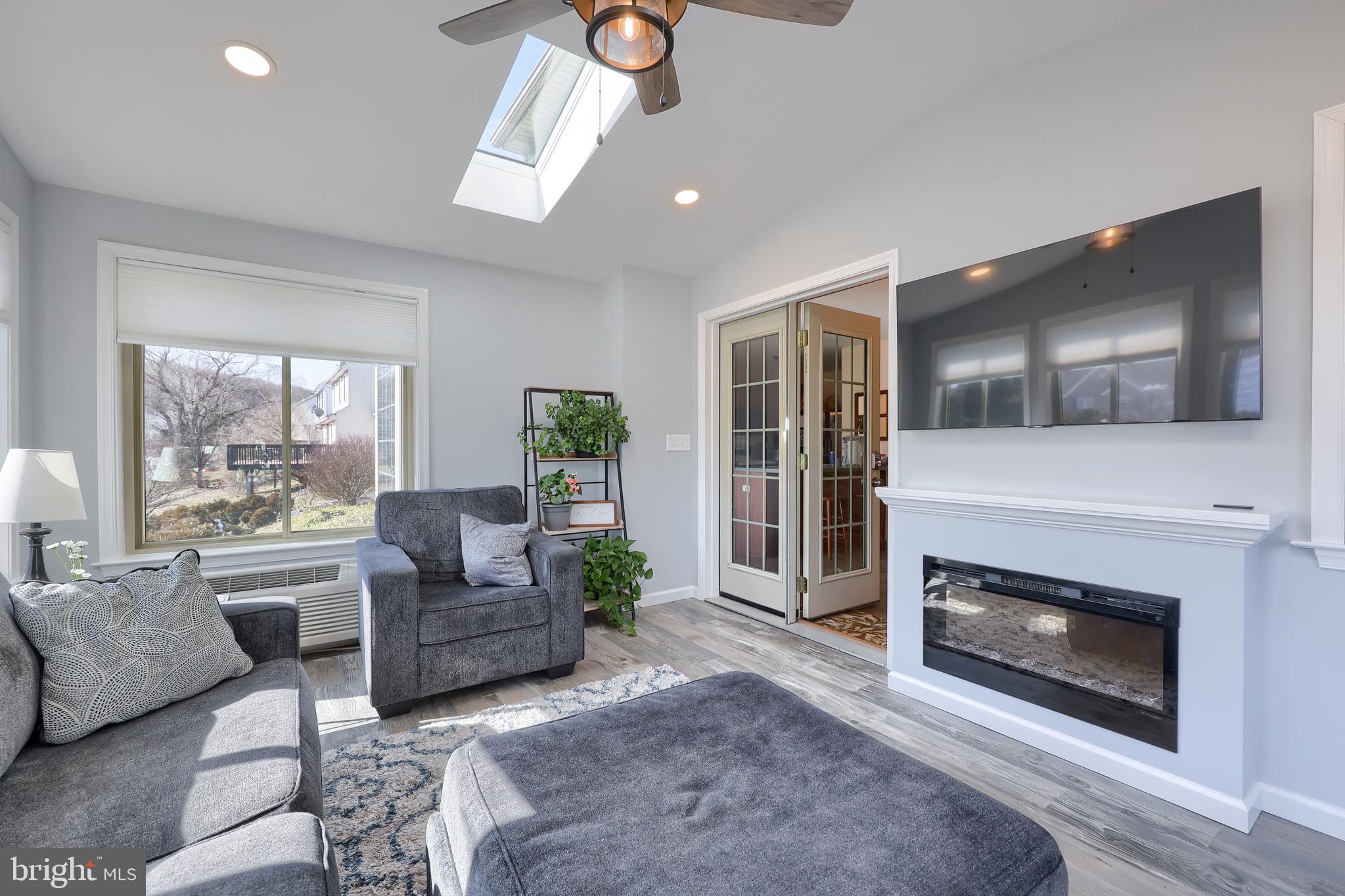 2378 SPRING VALLEY ROAD