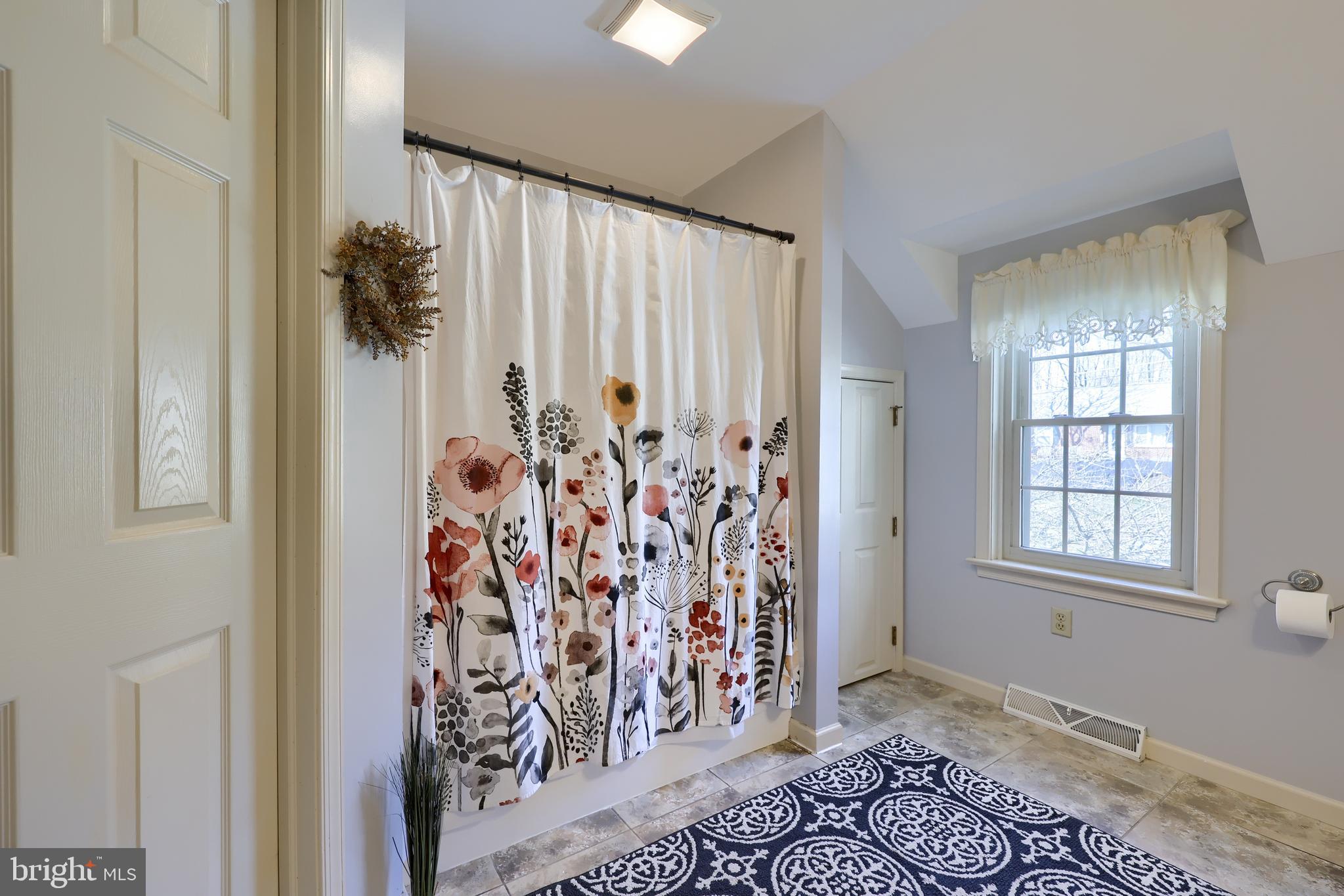 2378 SPRING VALLEY ROAD