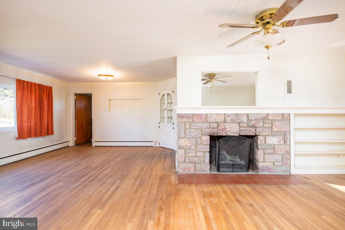 225 SCHOOL LANE