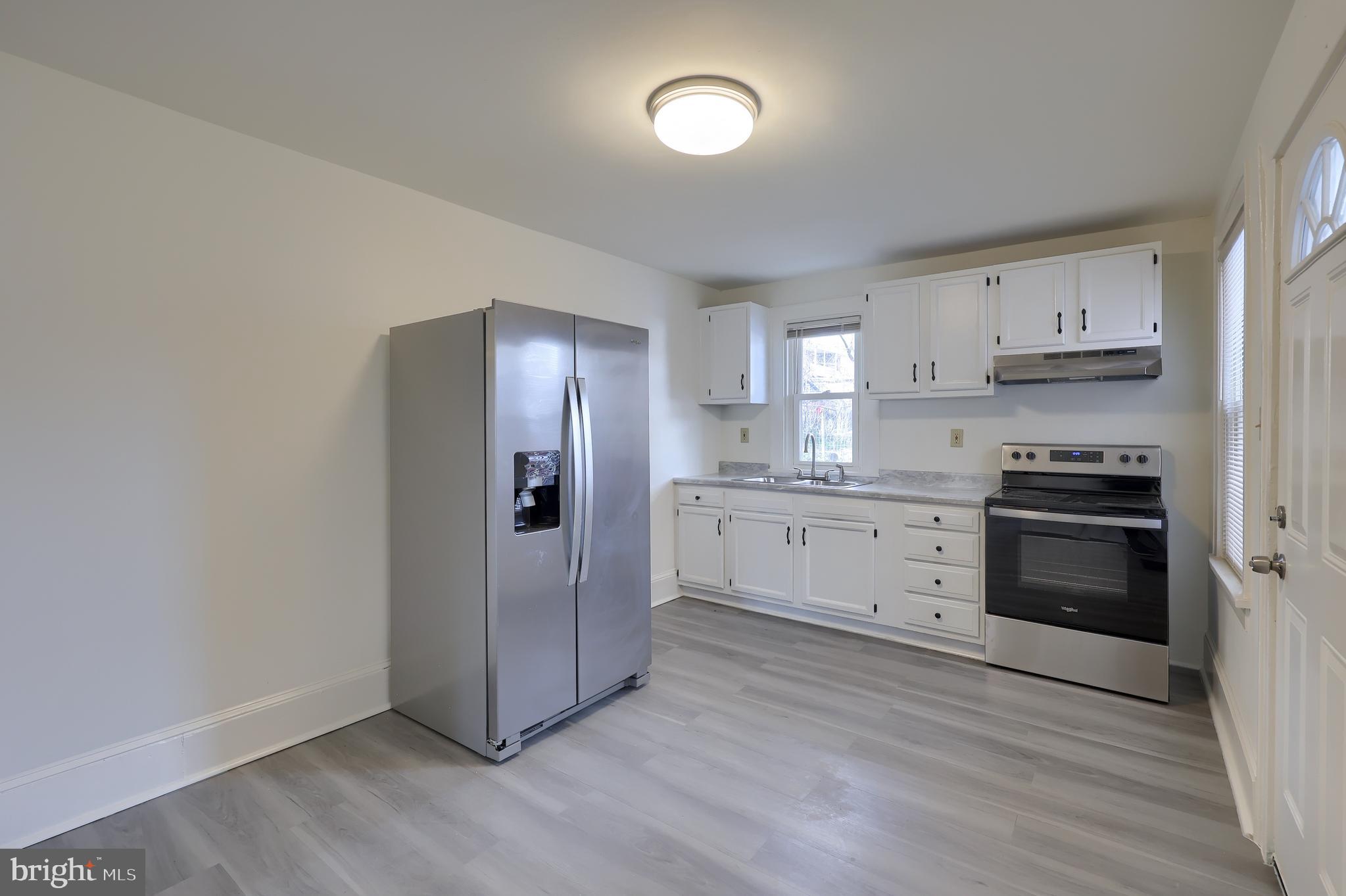 619 NEW GREEN STREET