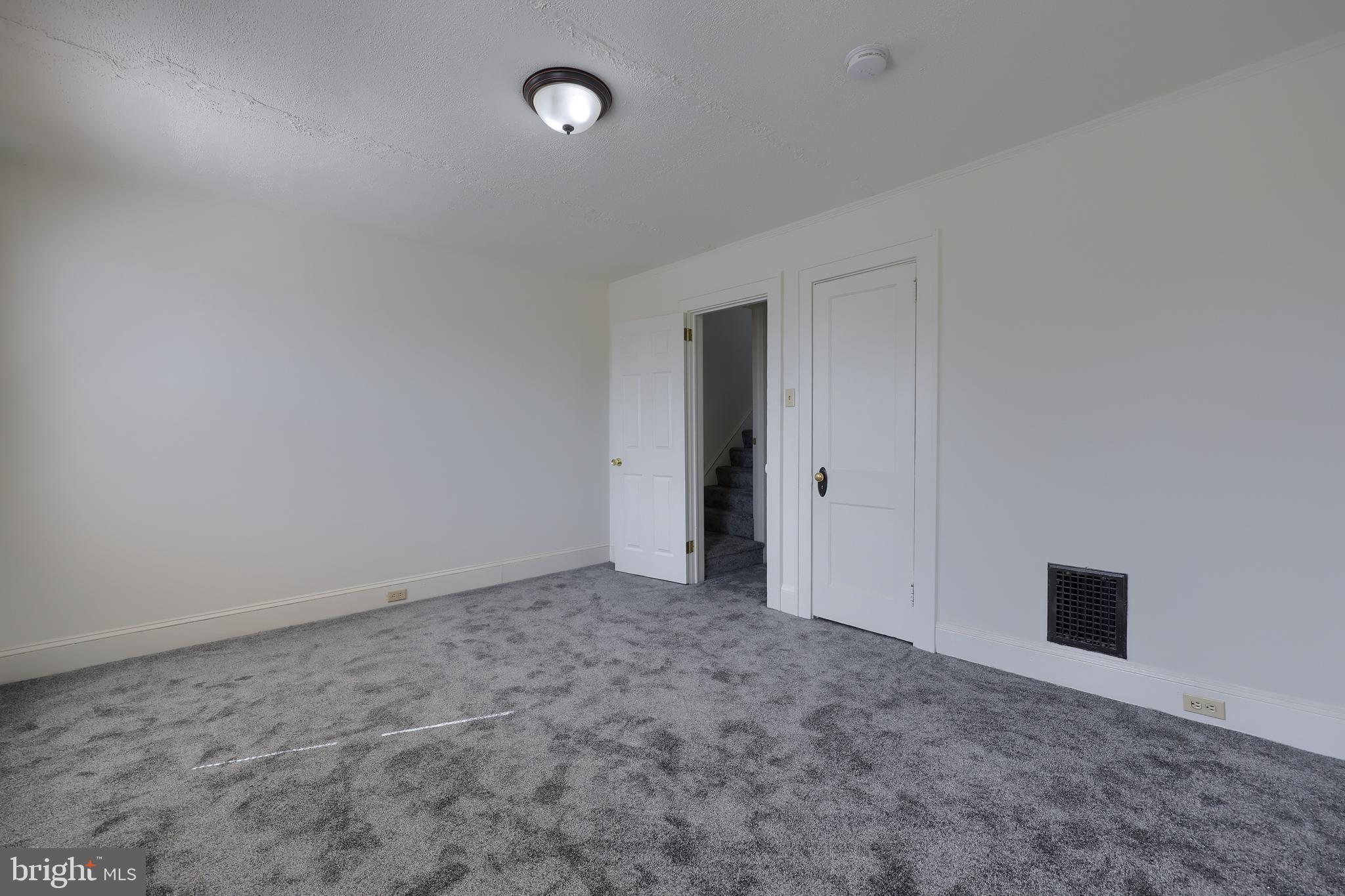 619 NEW GREEN STREET