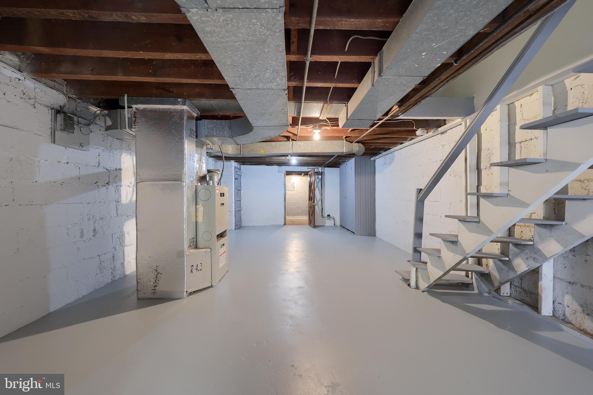 619 NEW GREEN STREET