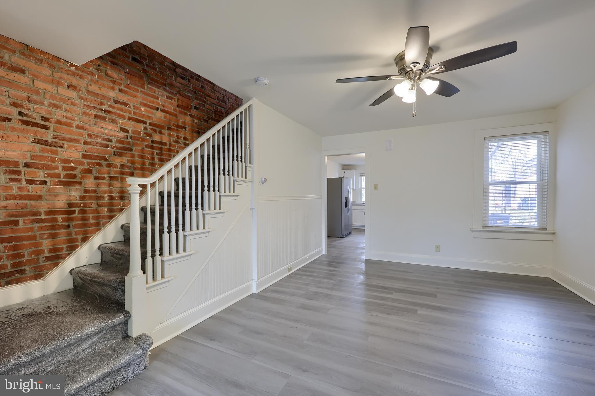 619 NEW GREEN STREET