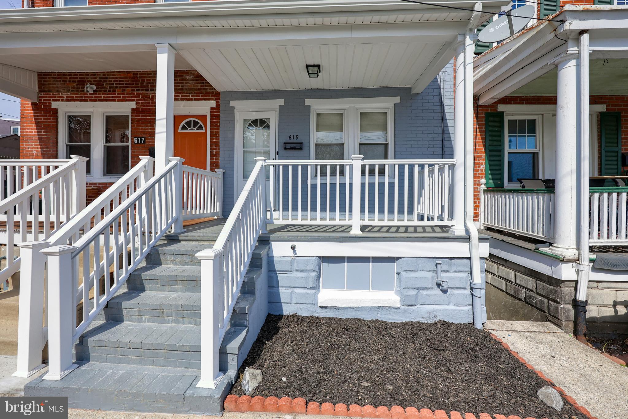619 NEW GREEN STREET