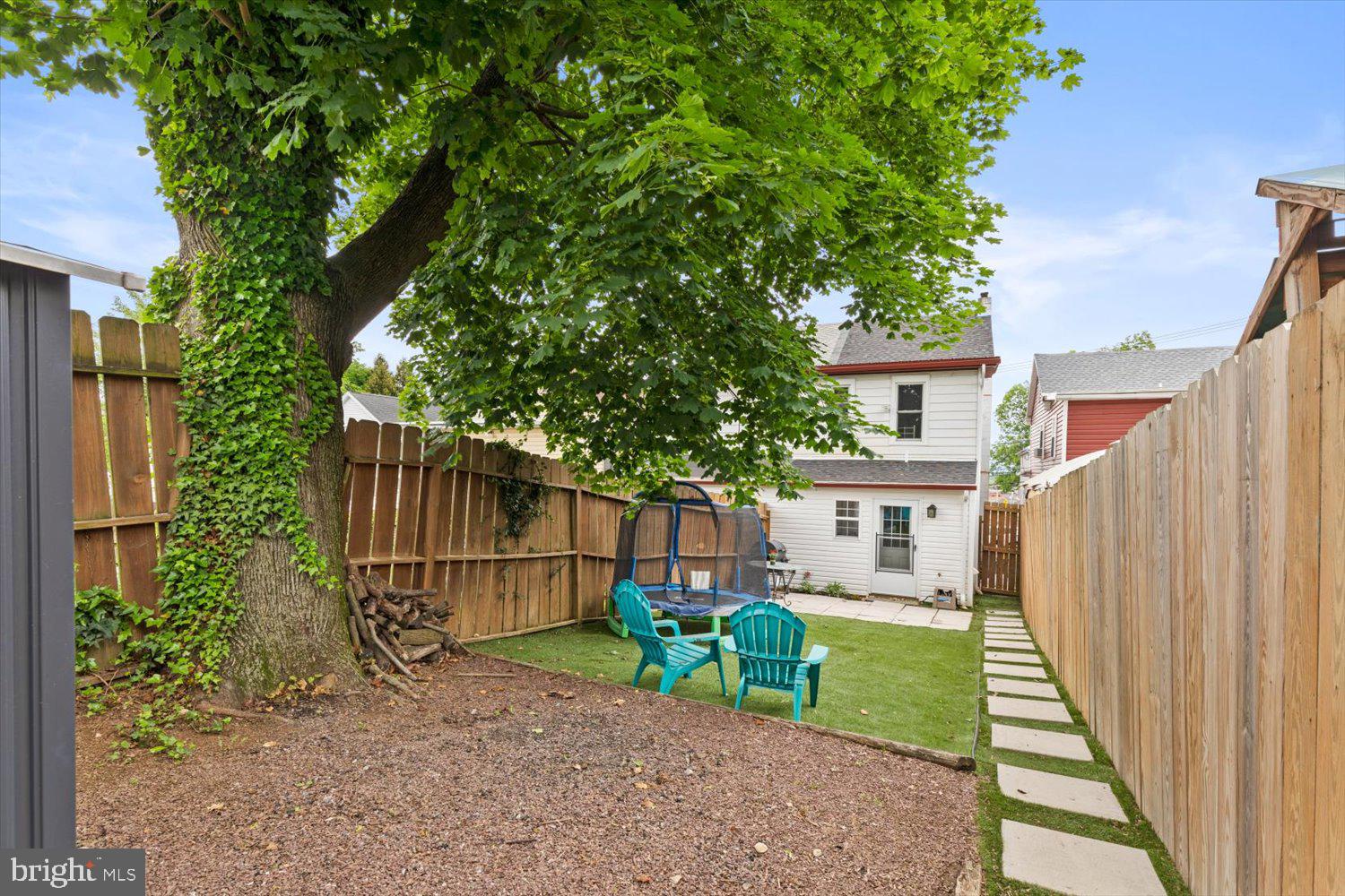 20 S MAPLE STREET