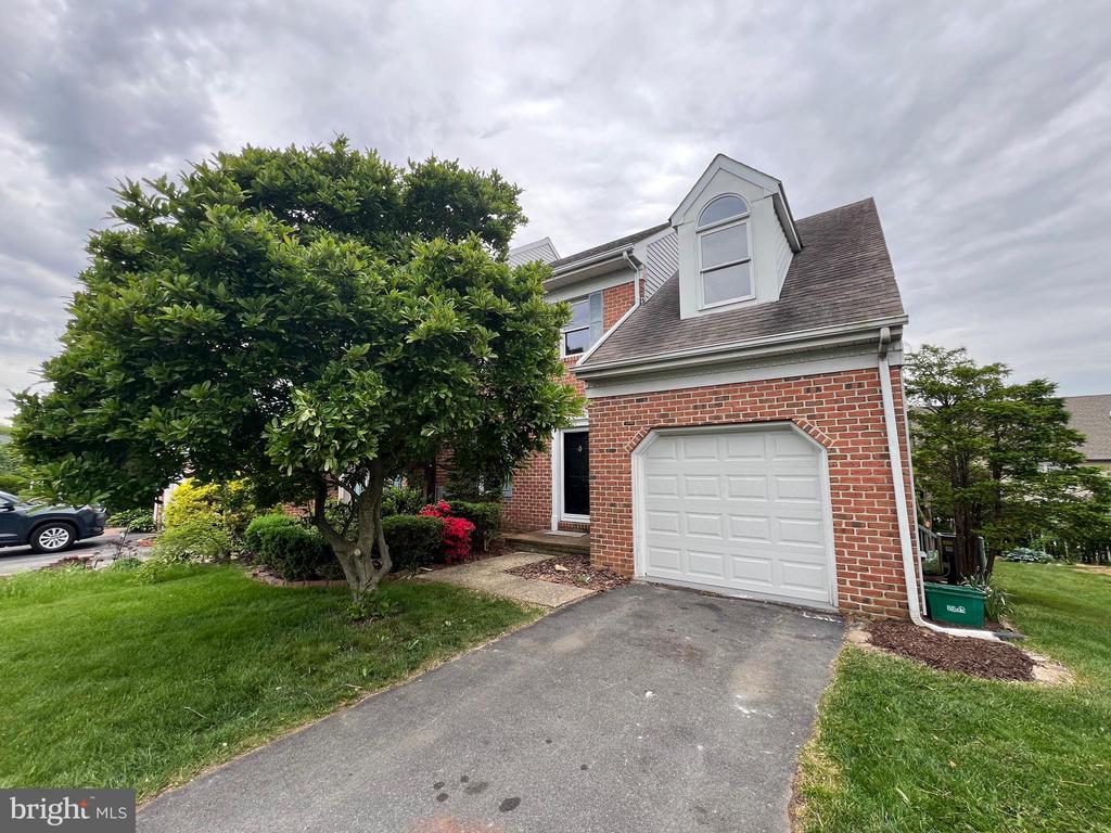 232 PROVIDENCE PLACE