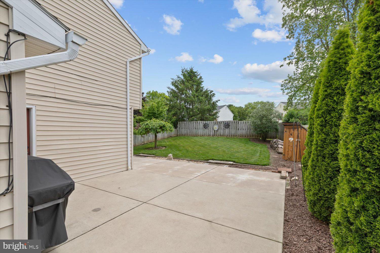487 CROSSWINDS DRIVE