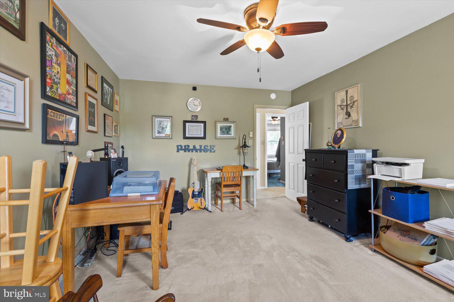 487 CROSSWINDS DRIVE