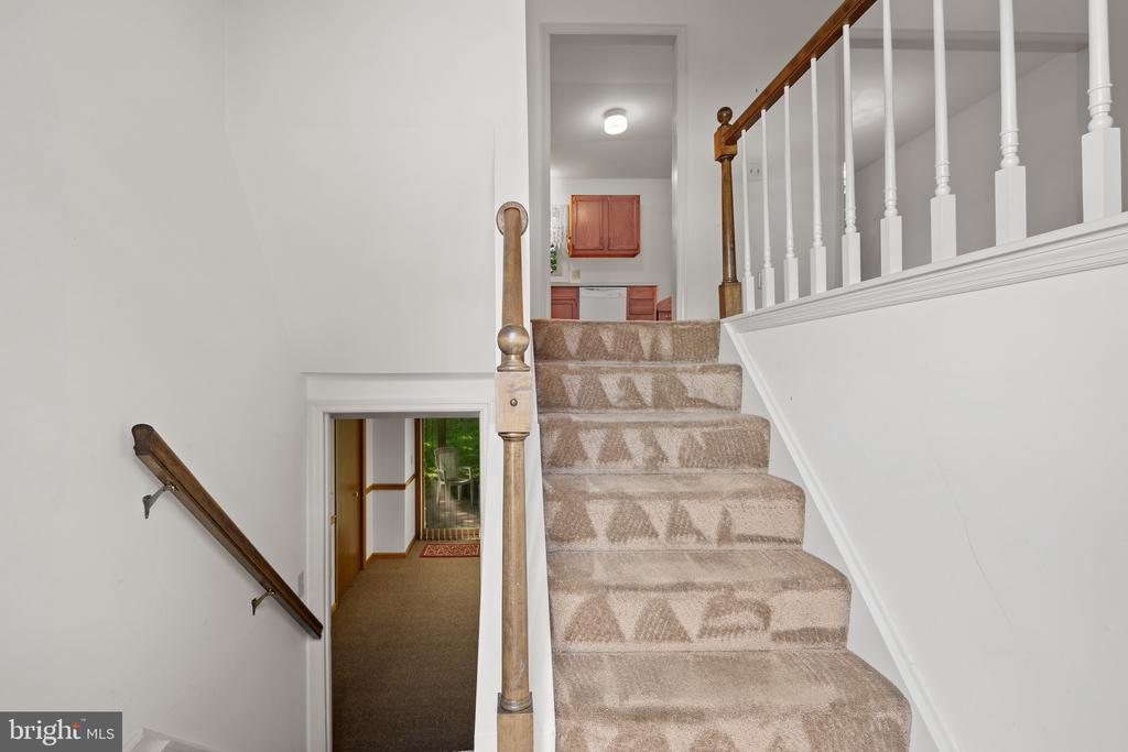 18 CLARENDON DRIVE