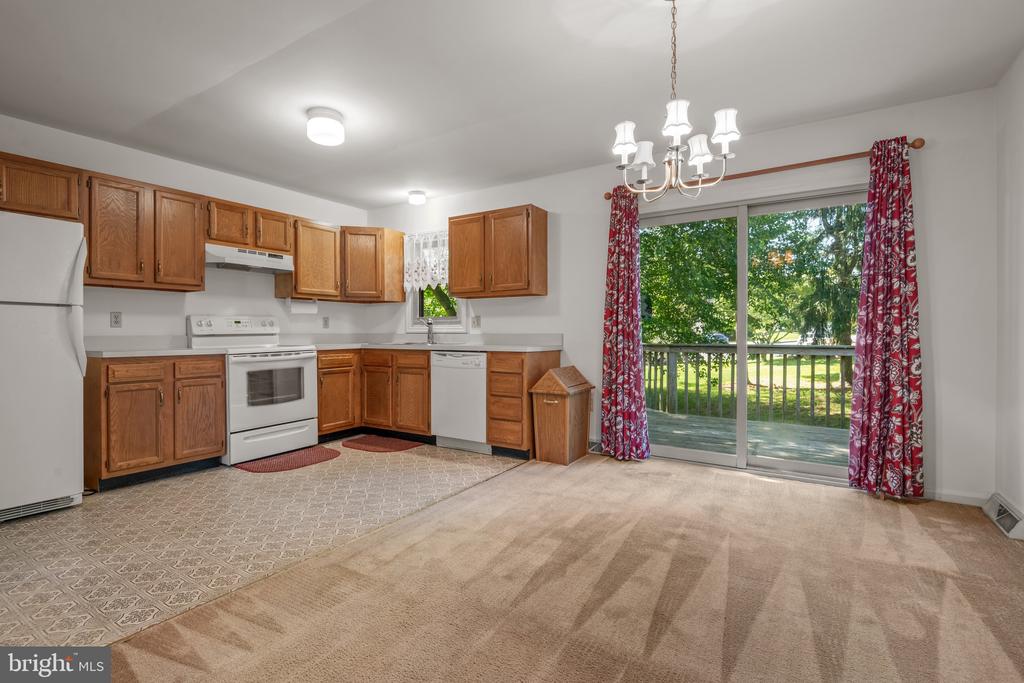 18 CLARENDON DRIVE