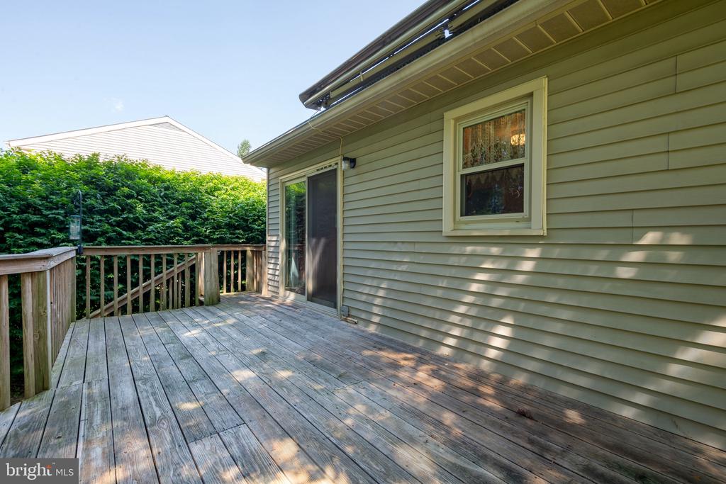 18 CLARENDON DRIVE