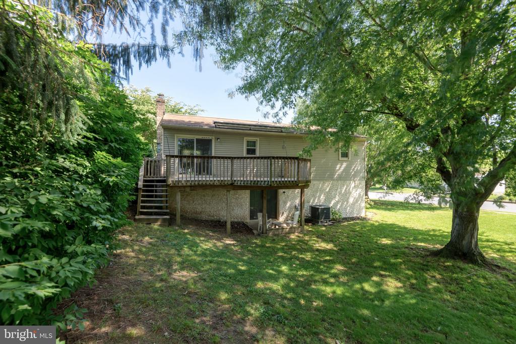 18 CLARENDON DRIVE