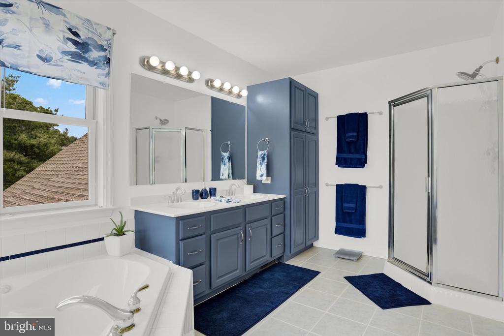 284 TRAIL ROAD N