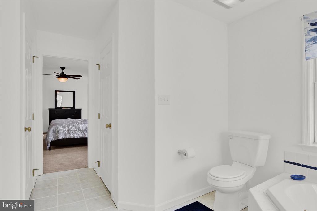 284 TRAIL ROAD N