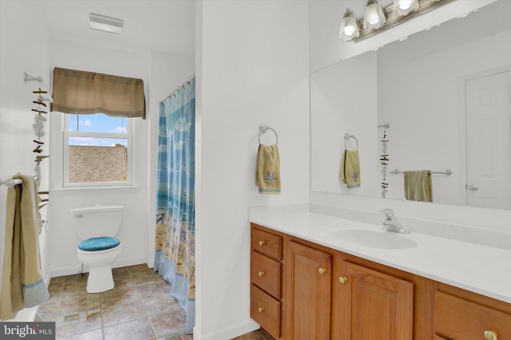 284 TRAIL ROAD N