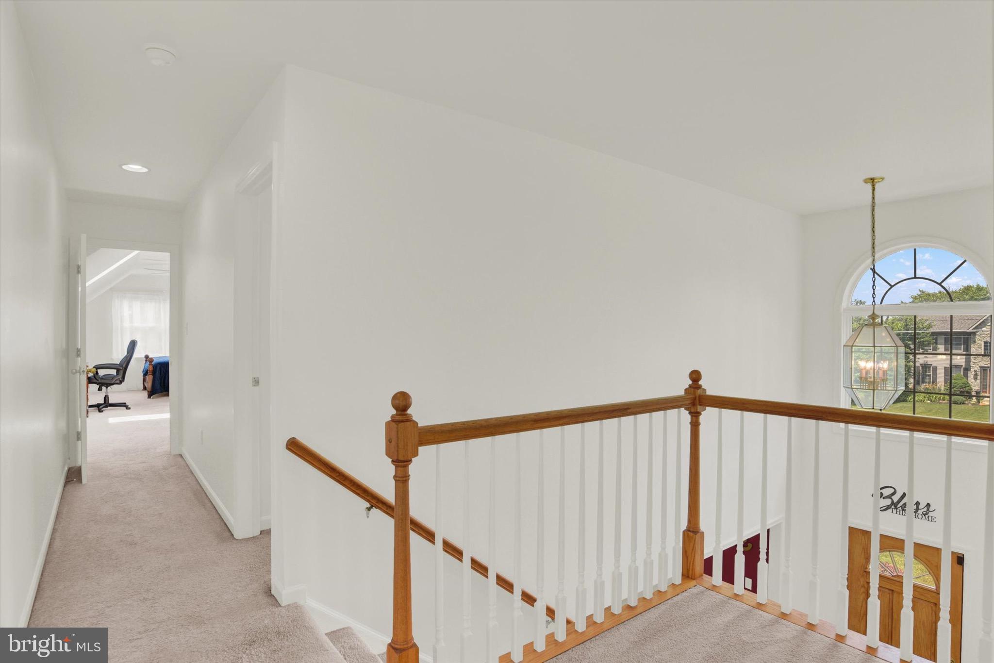 284 TRAIL ROAD N