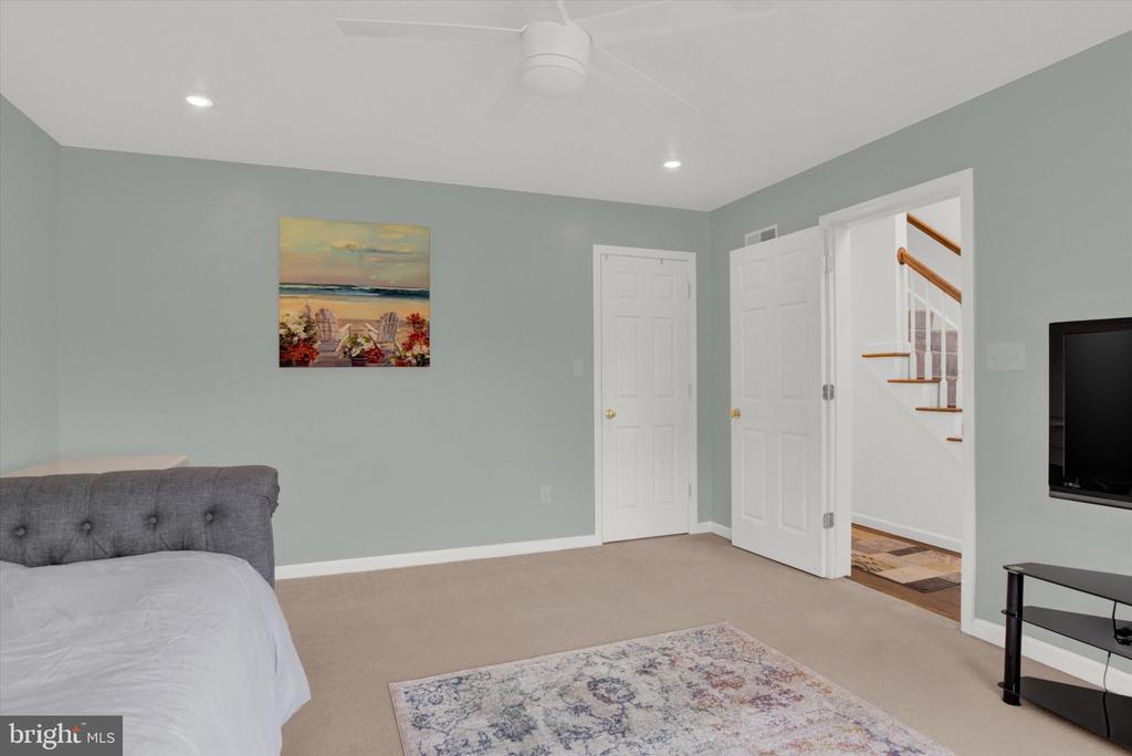 284 TRAIL ROAD N