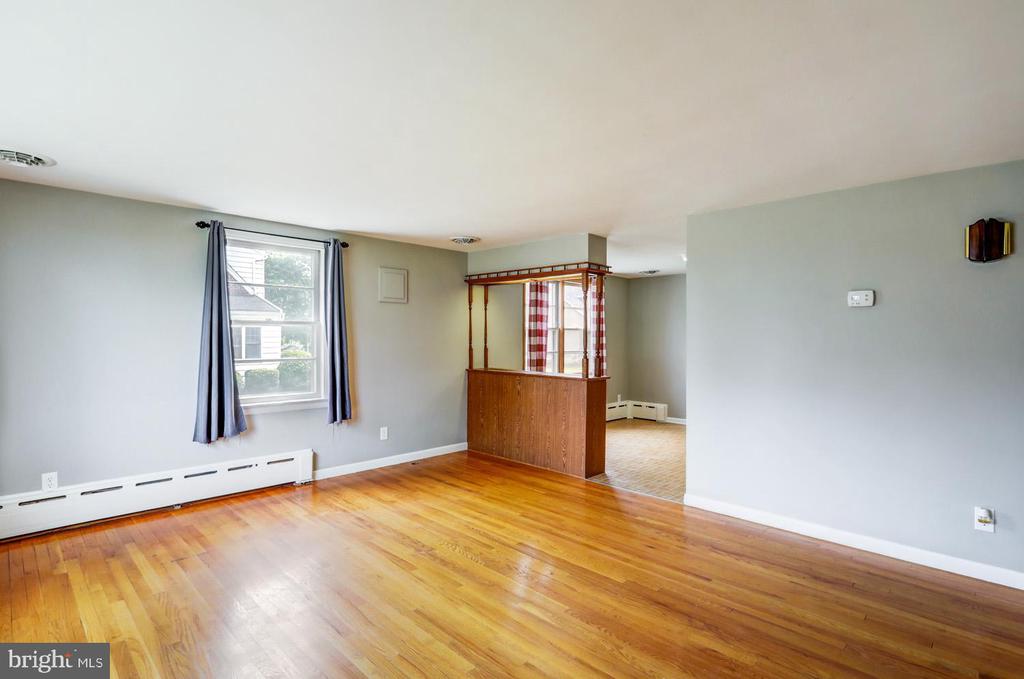 52 WILSON AVENUE