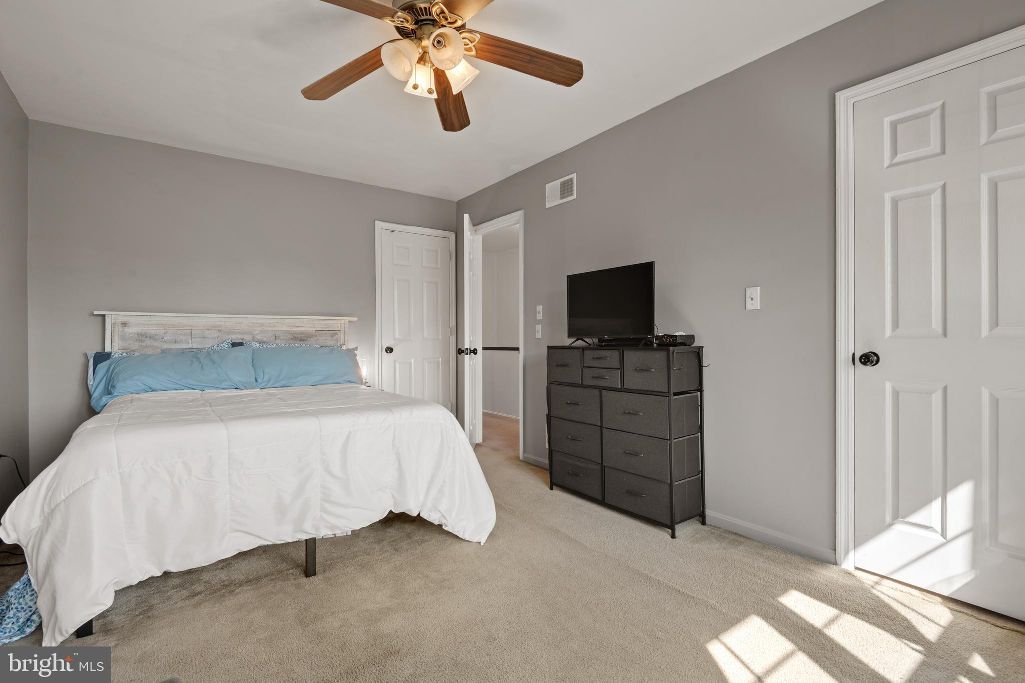 341 MEETINGHOUSE LANE