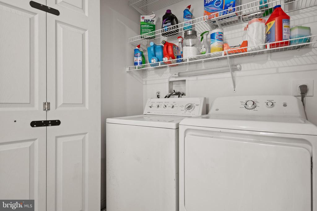 341 MEETINGHOUSE LANE