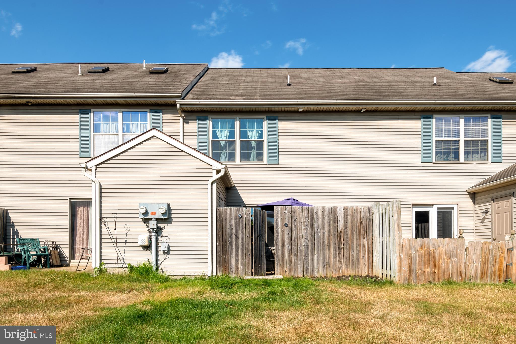 341 MEETINGHOUSE LANE