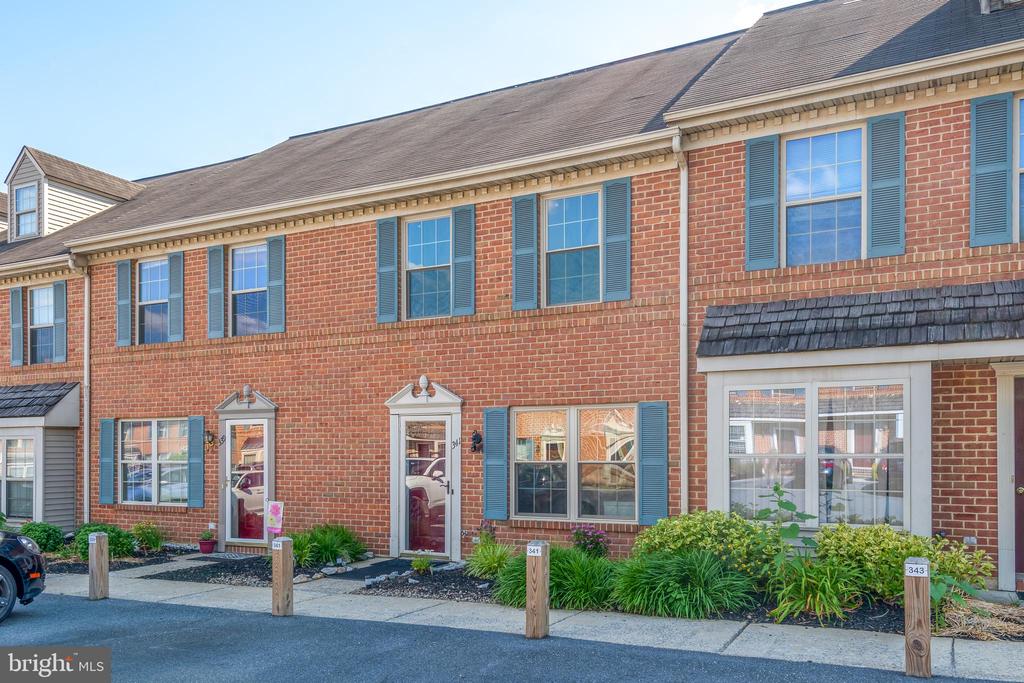 341 MEETINGHOUSE LANE