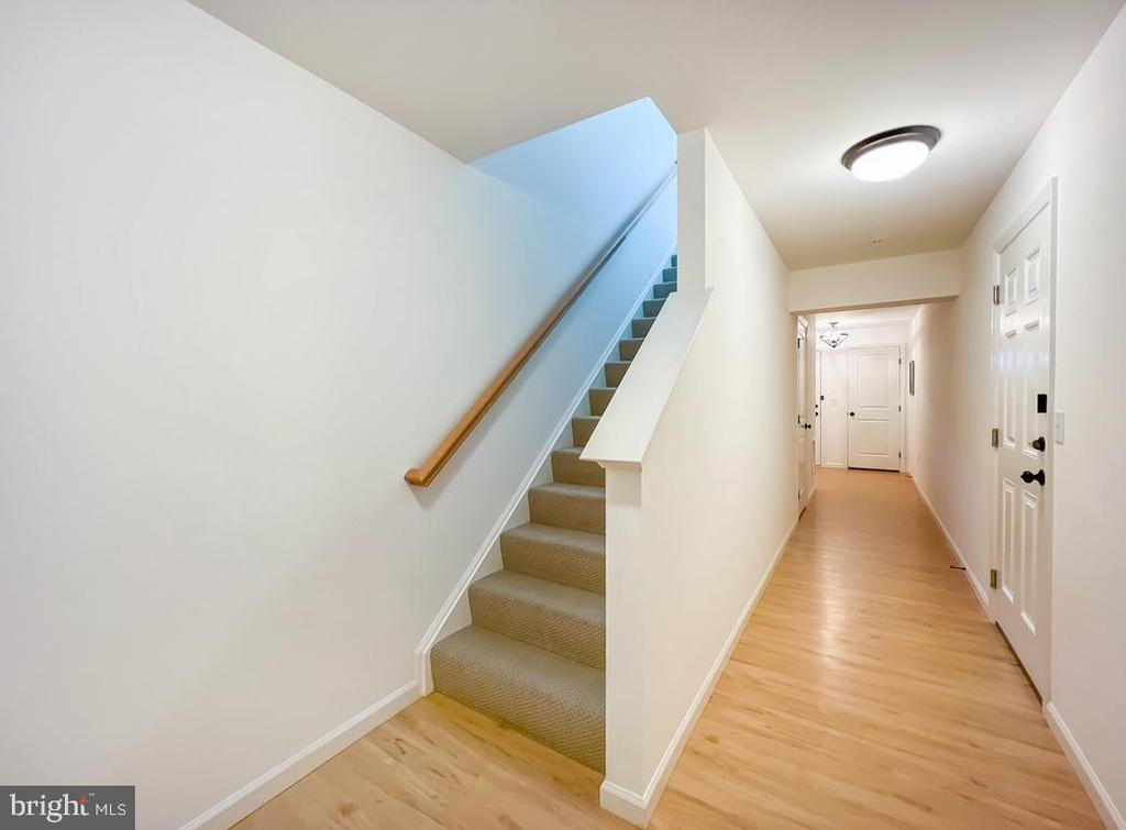 2411 ARTESIAN WAY