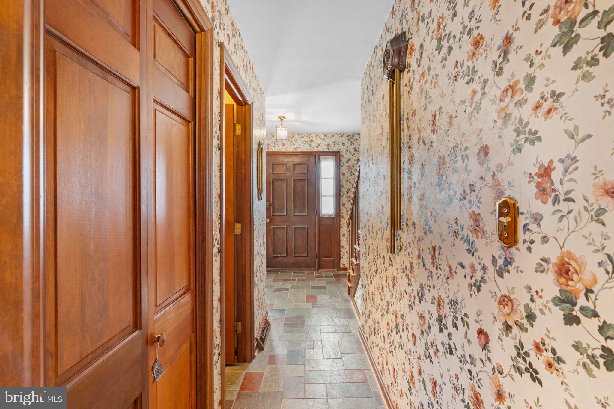 1121 OLD EAGLE ROAD