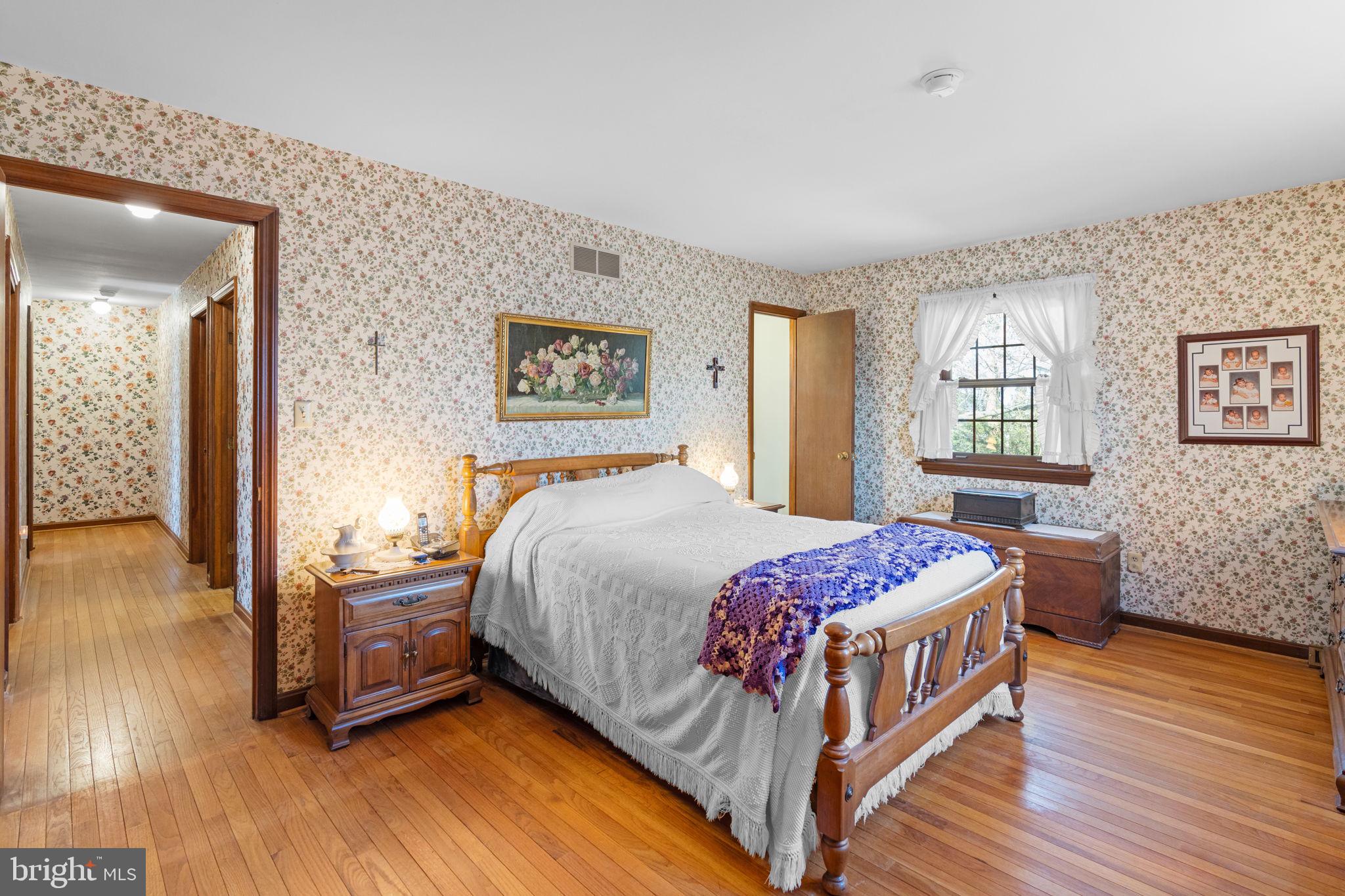 1121 OLD EAGLE ROAD