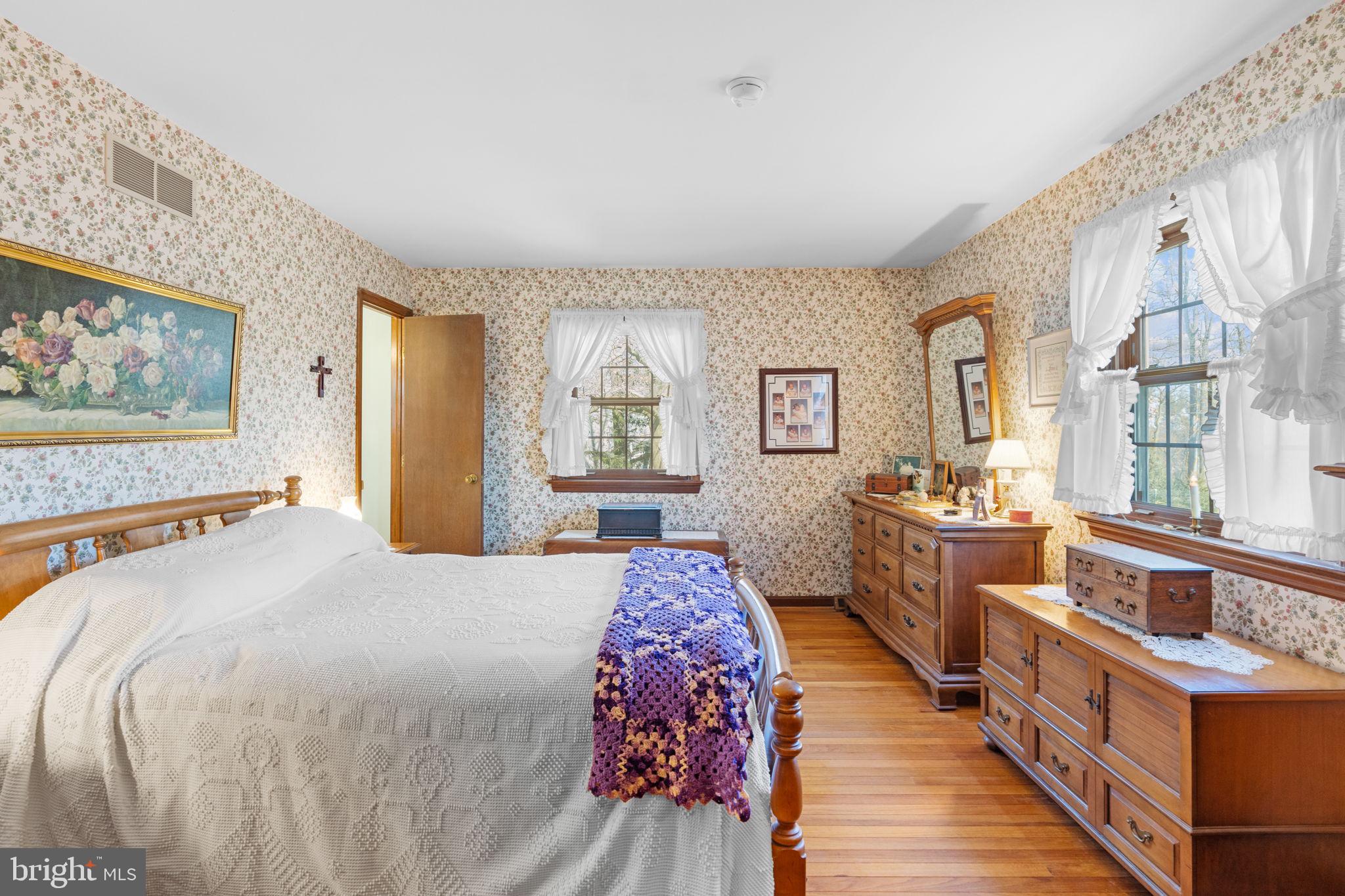 1121 OLD EAGLE ROAD