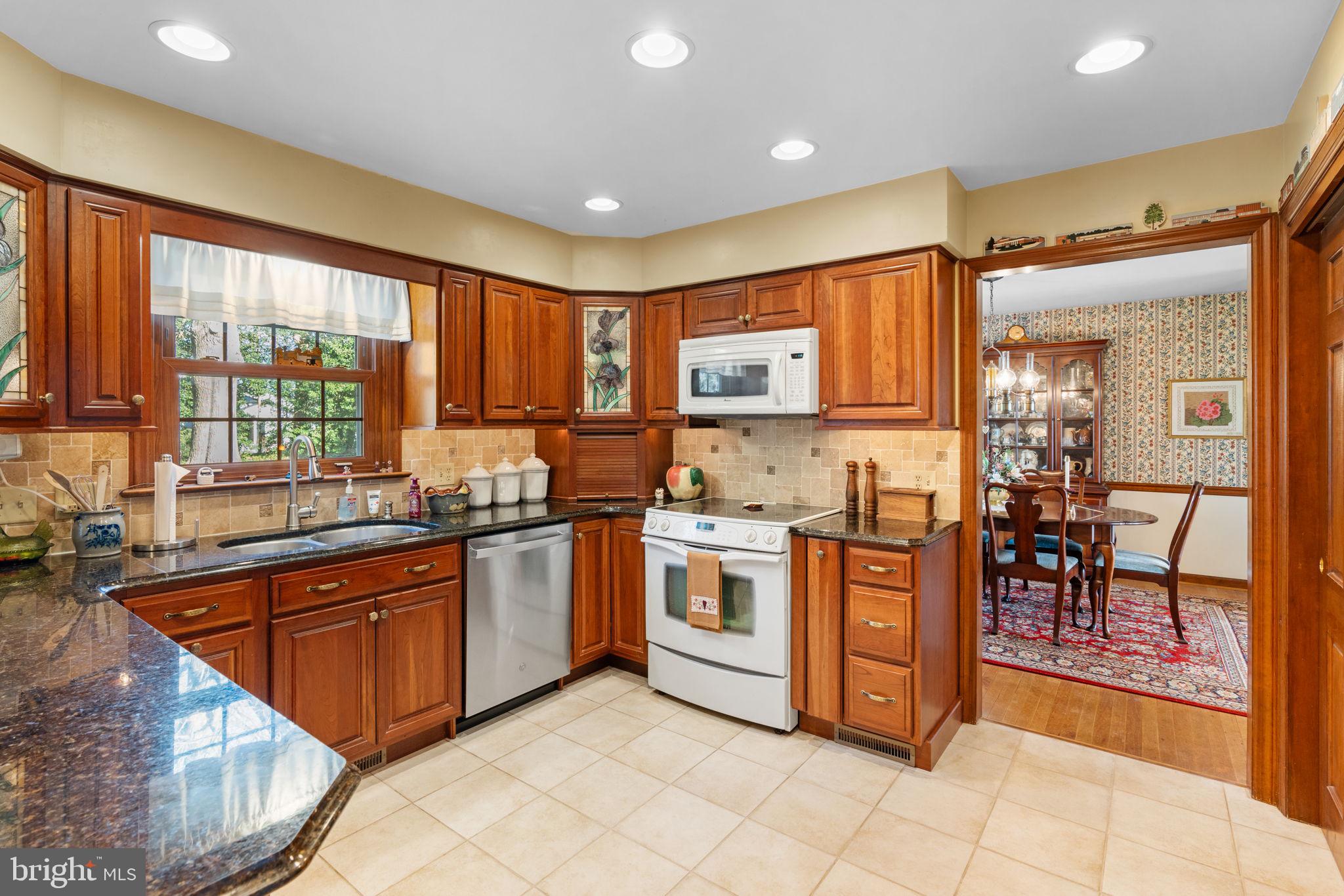 1121 OLD EAGLE ROAD