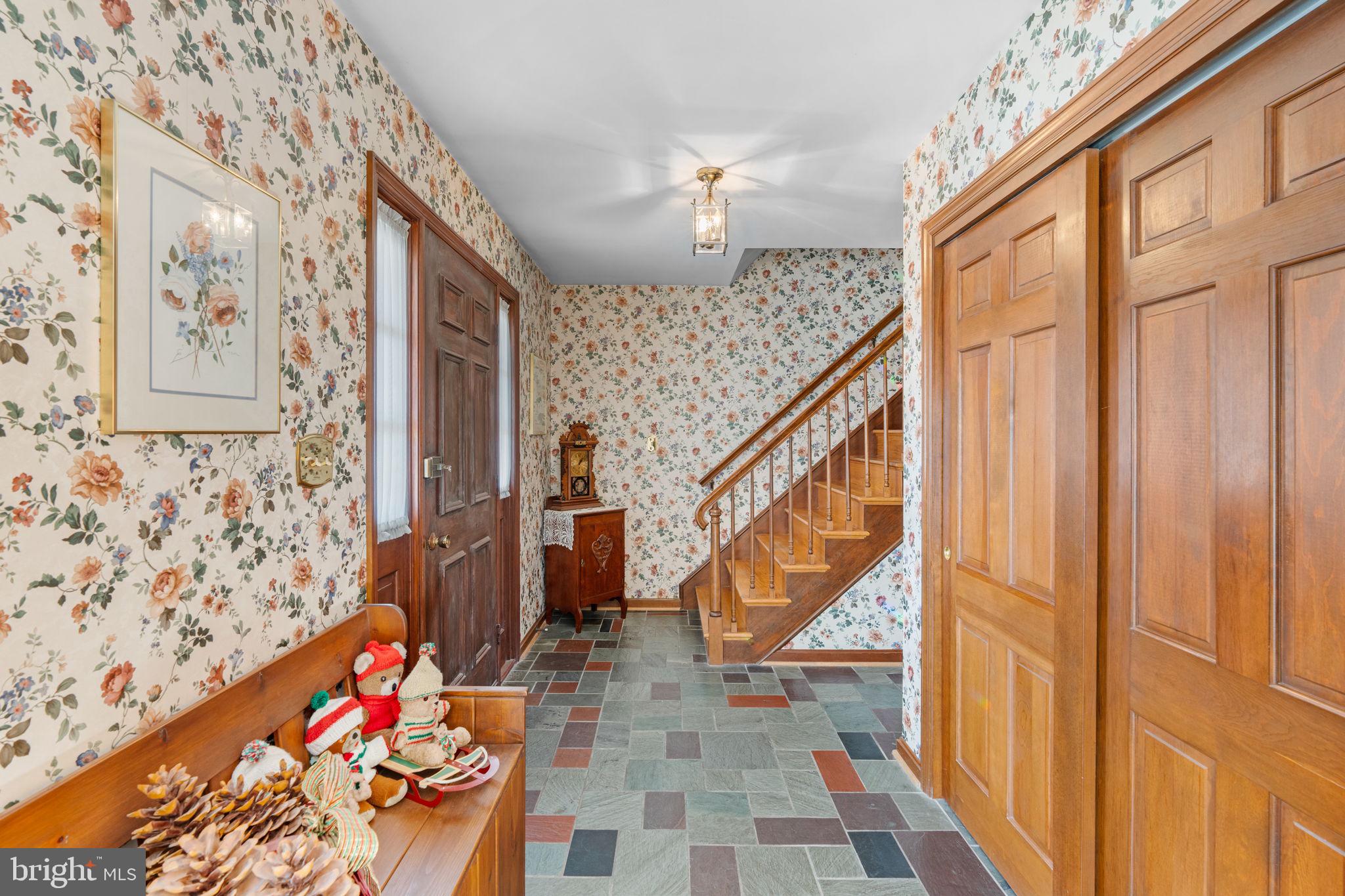 1121 OLD EAGLE ROAD