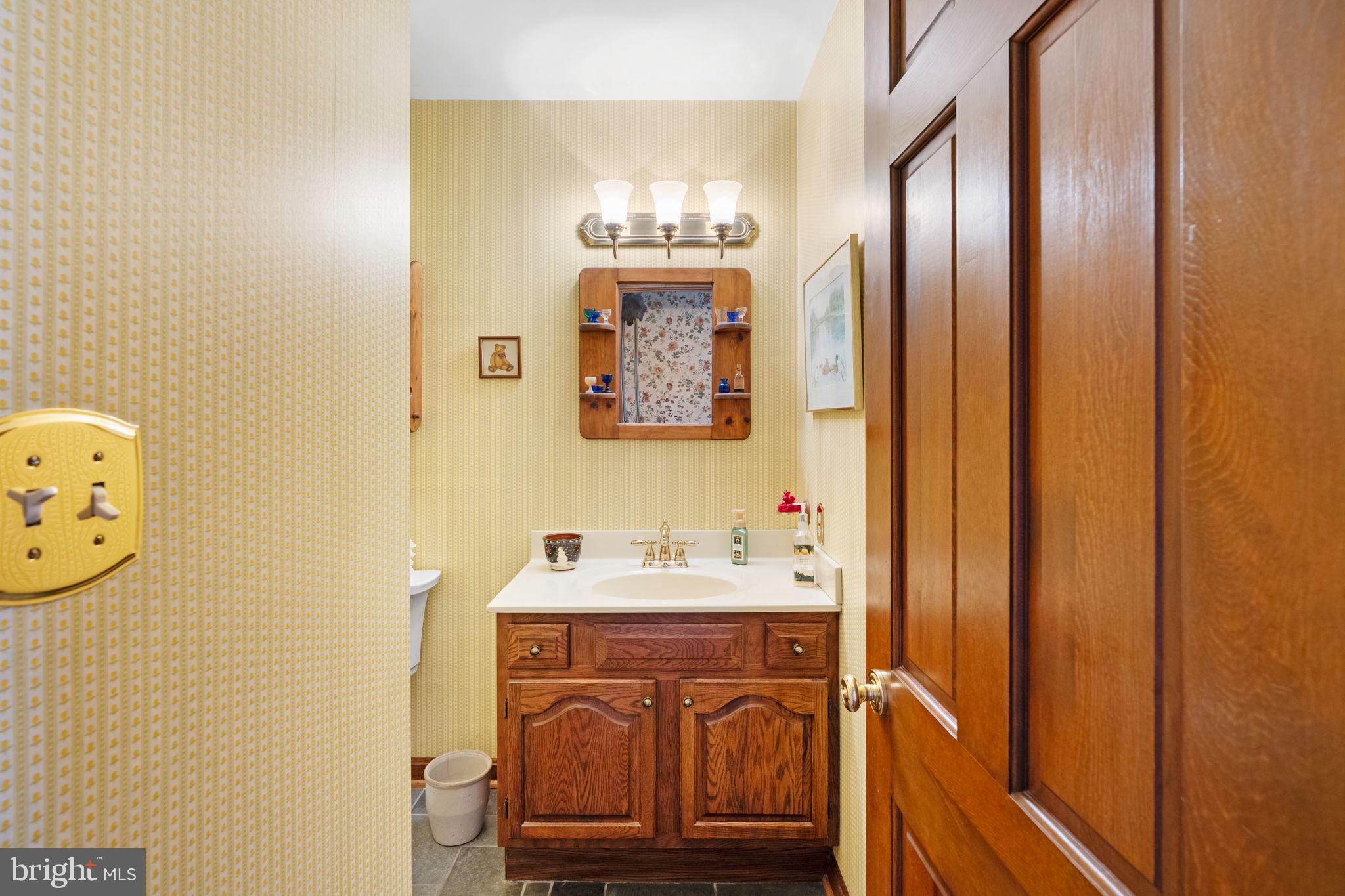 1121 OLD EAGLE ROAD