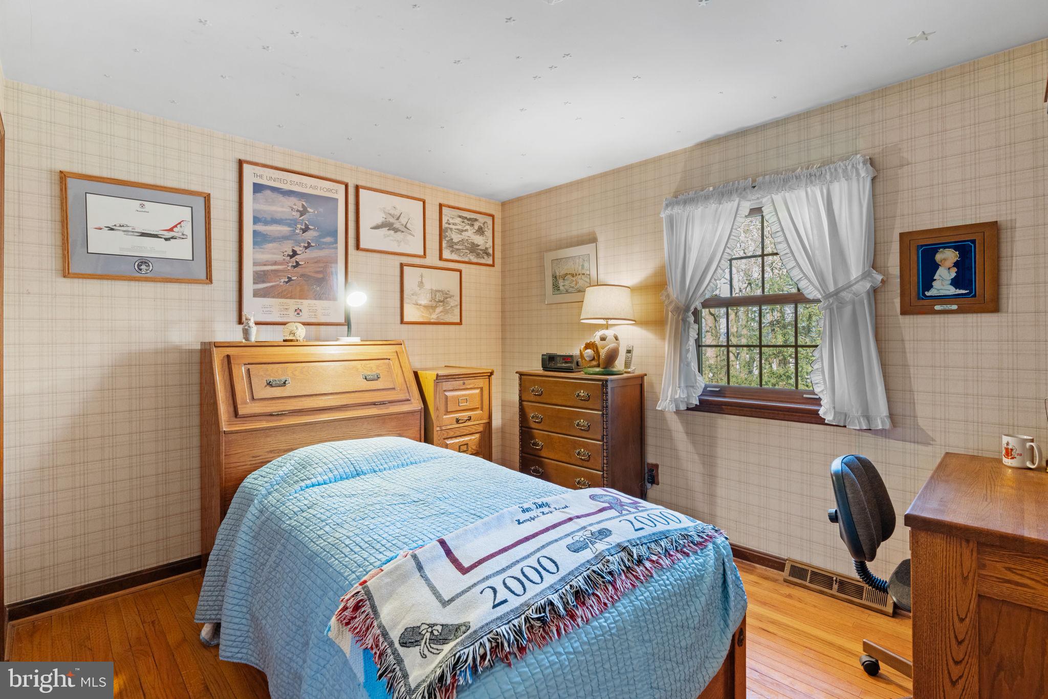 1121 OLD EAGLE ROAD