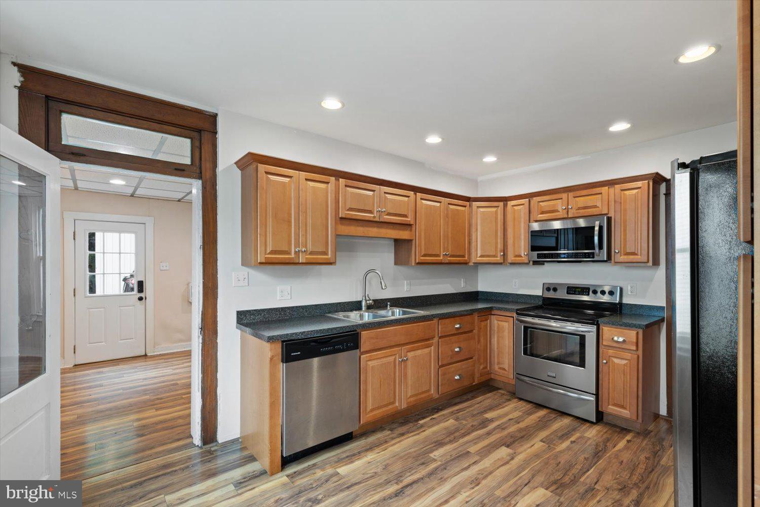 1108 WILLOW STREET PIKE