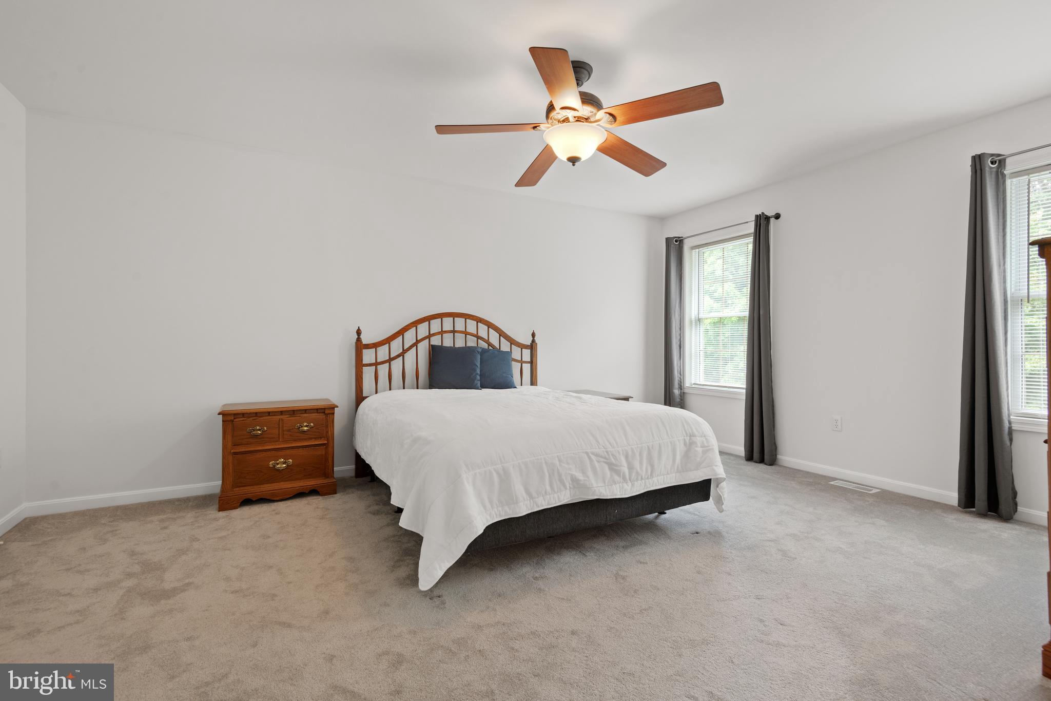 435 RABBIT HILL