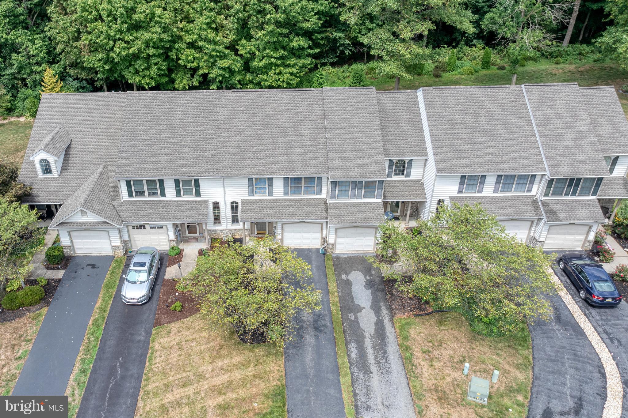 435 RABBIT HILL