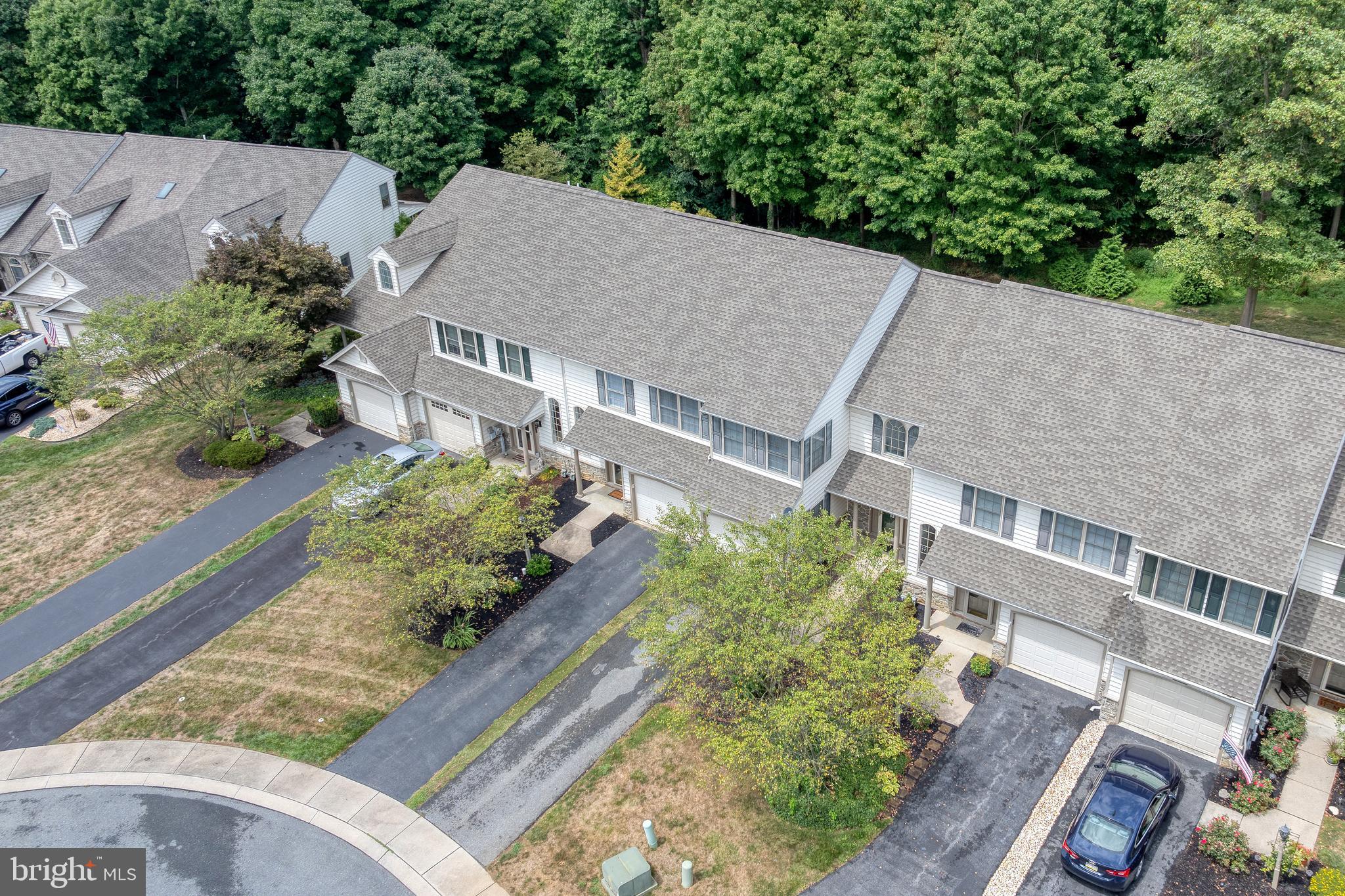 435 RABBIT HILL